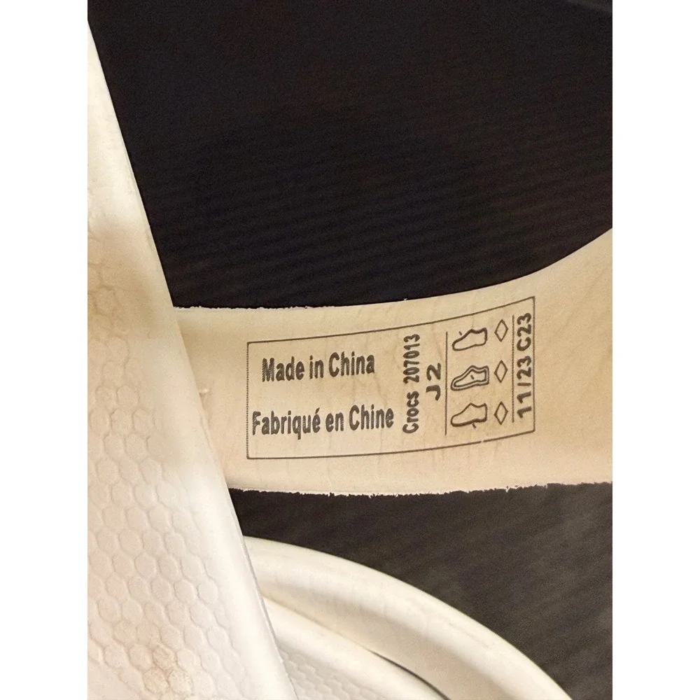Crocs Kids Clog White Size J2 Girls